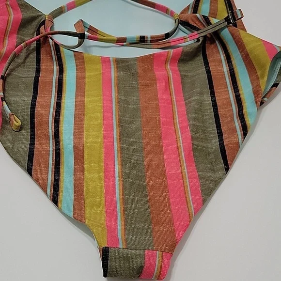 Prana Swimwear - Picture 3 of 10